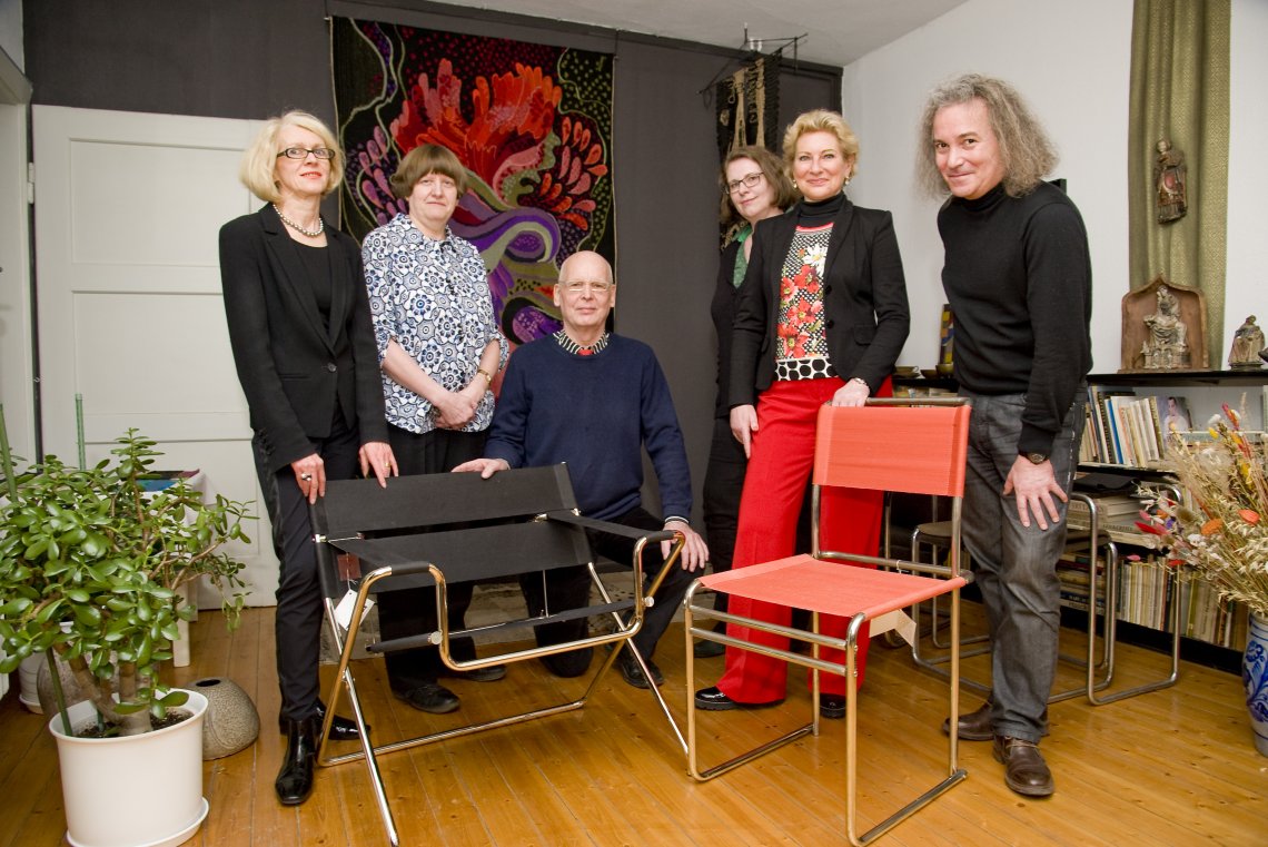 von links nach rechts: Frau Roth, Frau Leister, Herr Bruchhäuser, Frau Dr.Krautwurst , Frau Fleischmann und Hr. Prof. Schierz